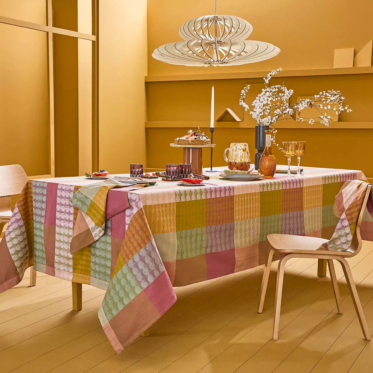 Tablecloth 100% cotton jacquard pattern orange green Mille halos prunus