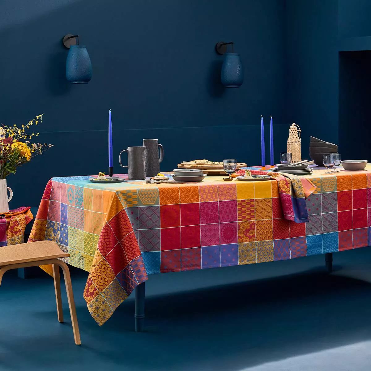 Tablecloth 100% cotton jacquard pattern purple orange Mille hana floralies