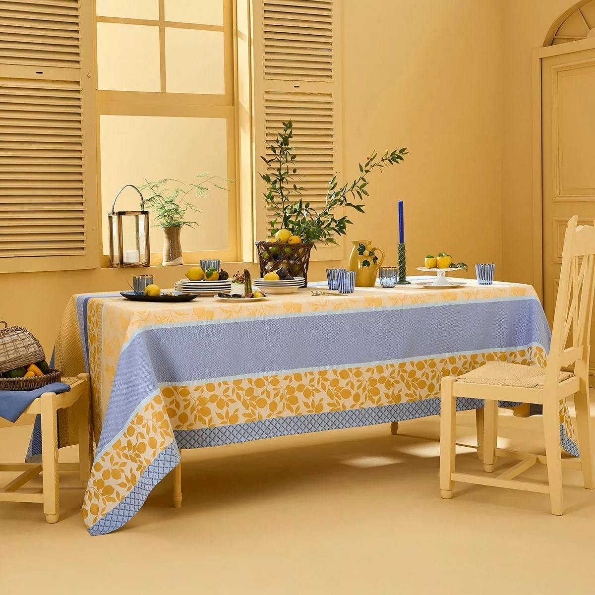 Table linen set 100% cotton jacquard pattern yellow blue Mille citrons provence