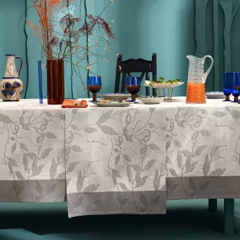 Table runner 100% cotton 220 gsm jacquard pattern grey anthracite Mille prunus silver