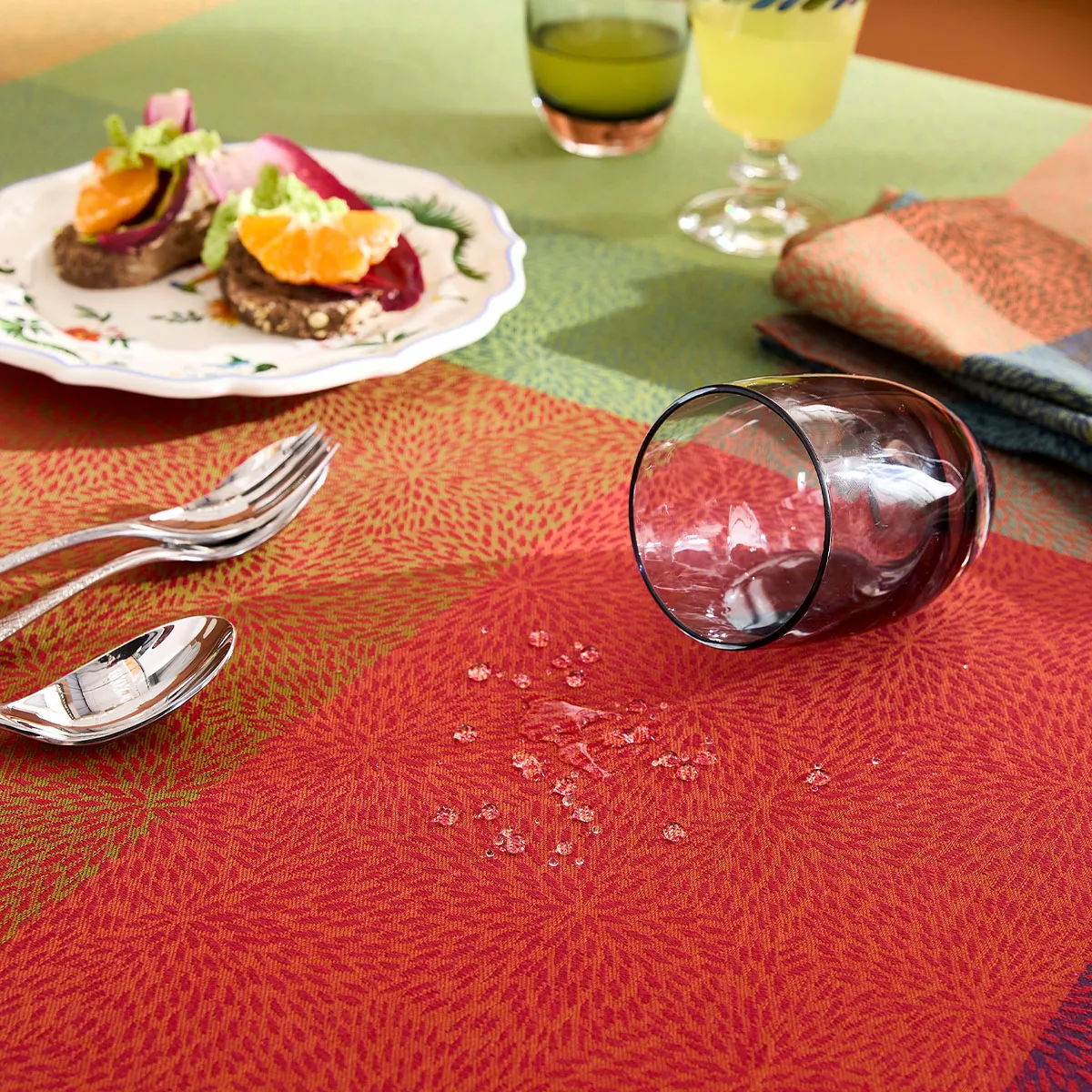 Table linen set 100% cotton coated 220 gsm jacquard pattern orange green Mille baies shetland