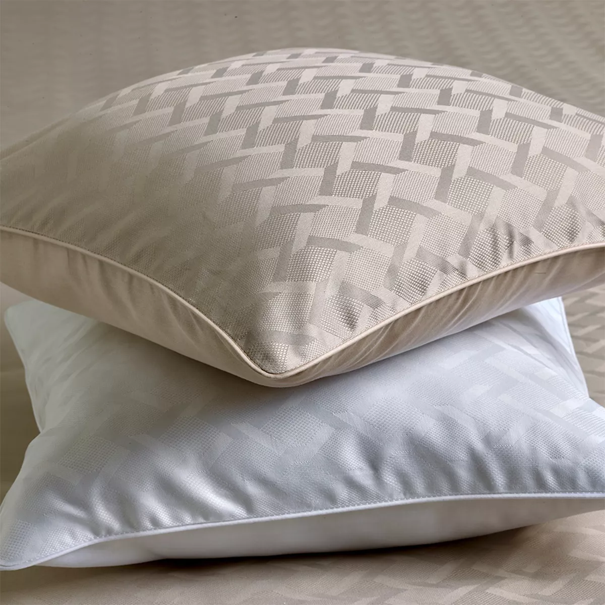 Pillowcase cotton sateen jacquard pattern white Adagio blanc