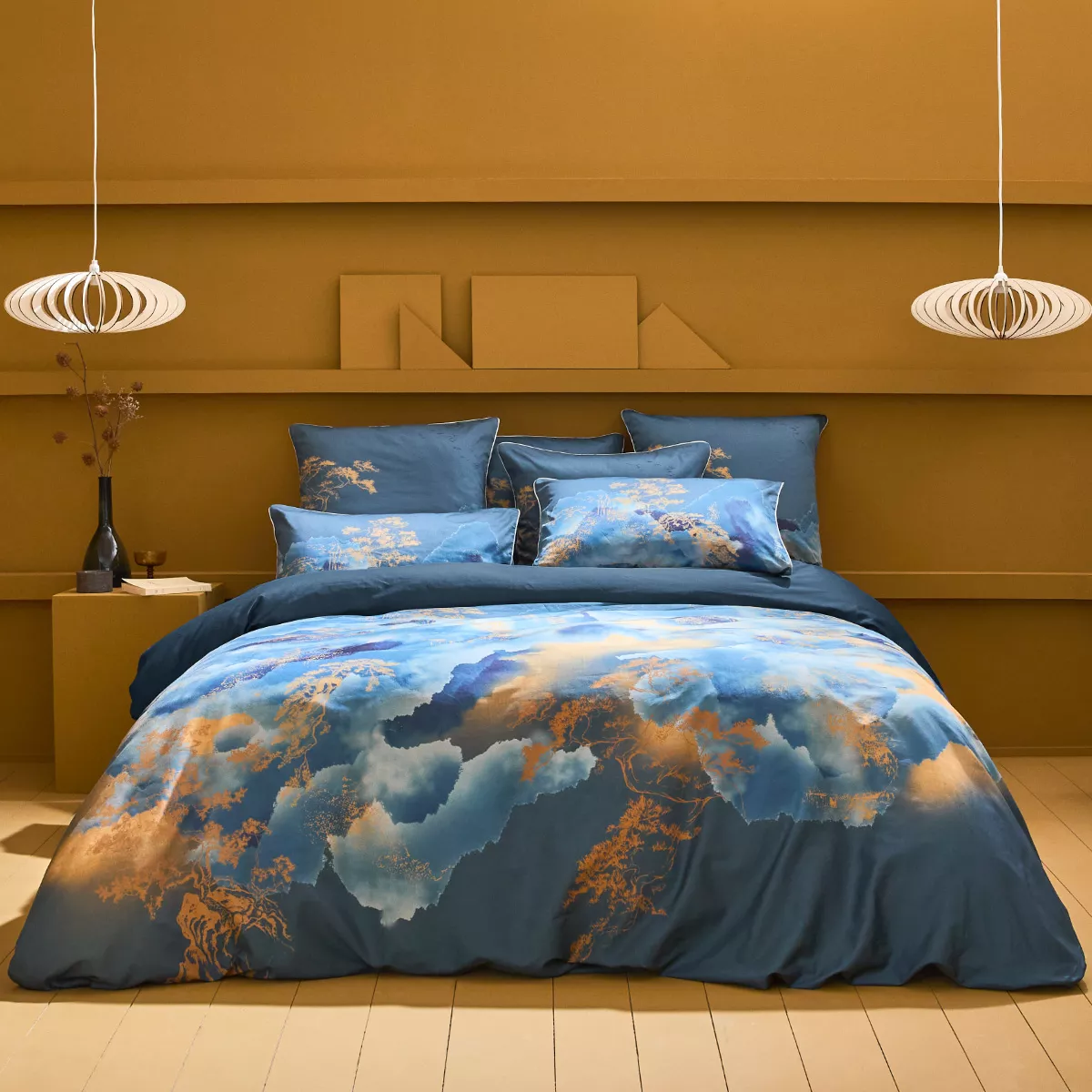 Duvet cover cotton sateen printed blue gold Fuji nocturne